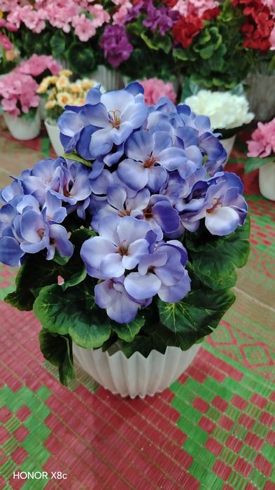 Dekorativ sun’iy gullar / Декоративные искусственные цветы