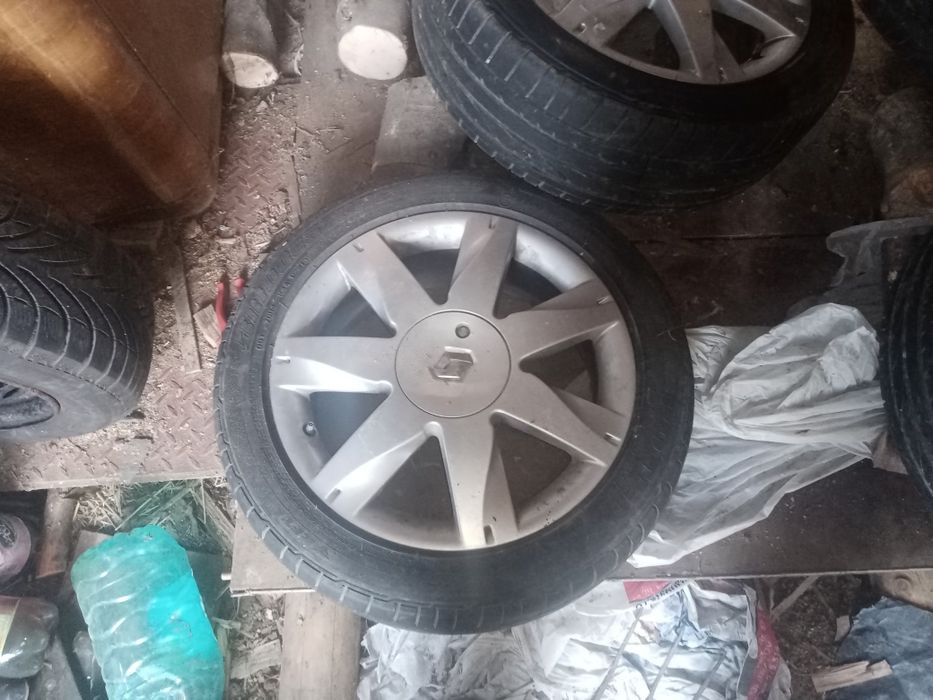 Vând jante aliaj sau schimb cu alte jante pe 15 sau 16