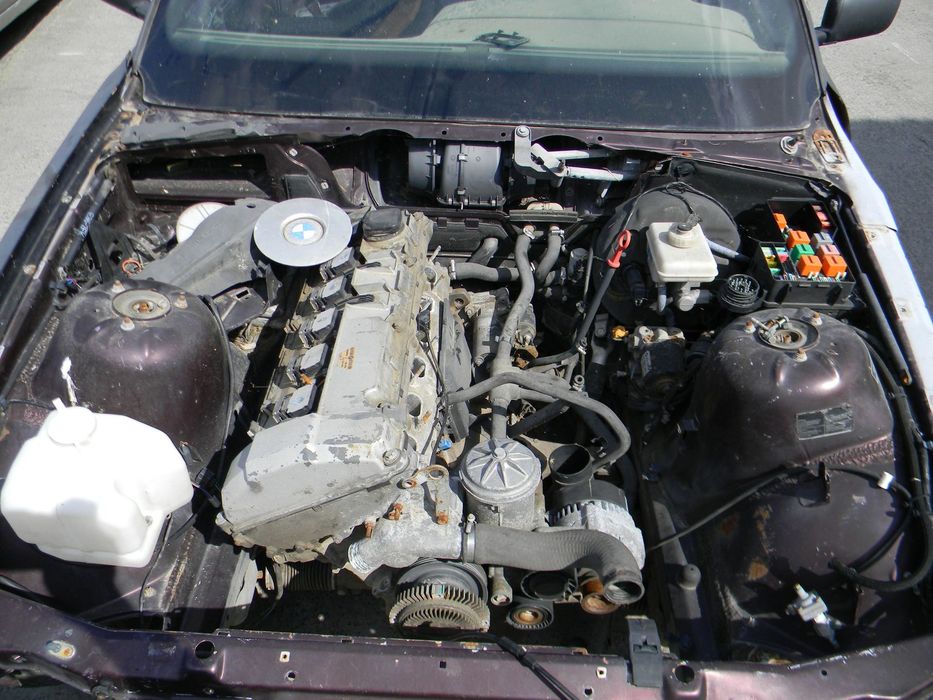 Dezmembrari  BMW 3 (E36)  1990  > 2000 320 i Benzina