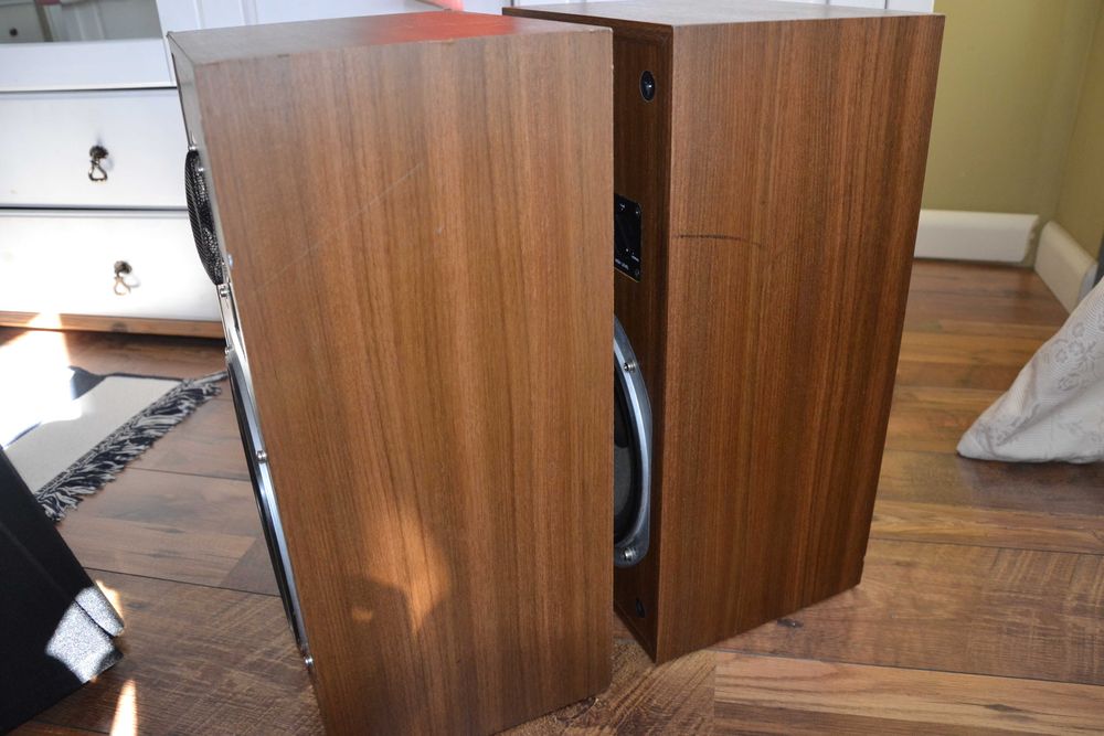 Тонколони Yamaha NS-645