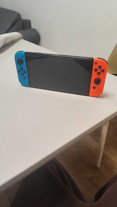 Нитендо суич олед +9 игри цял комплект