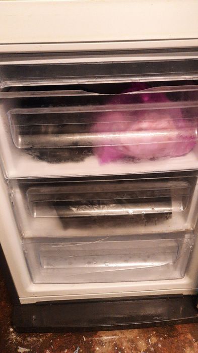 Холодильник 2х камерный Самсунг