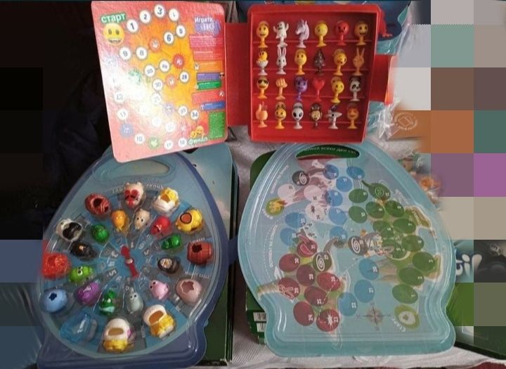 Продавам  всяка една колекция от  20 до 50 лв зависи от комплекта