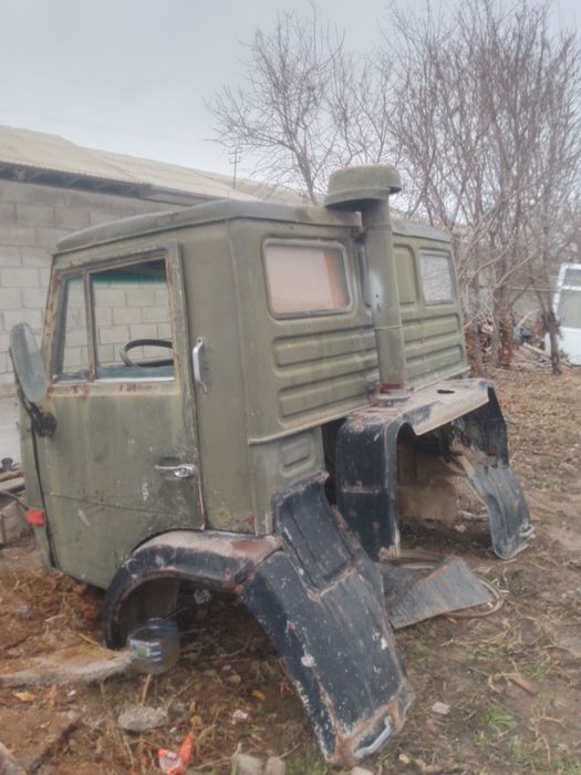 KAMAZ kabina sotiladi