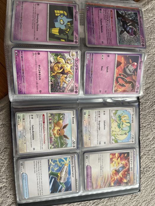 Carti pokemon si binder