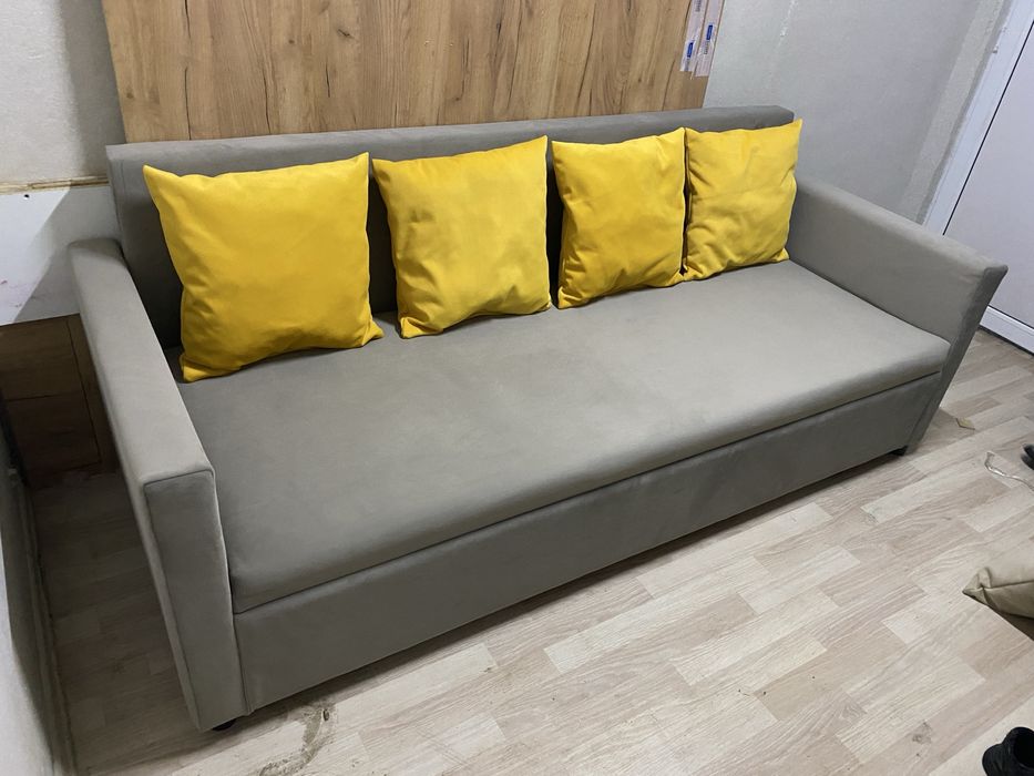 Диван с подлокотниками с доставкой