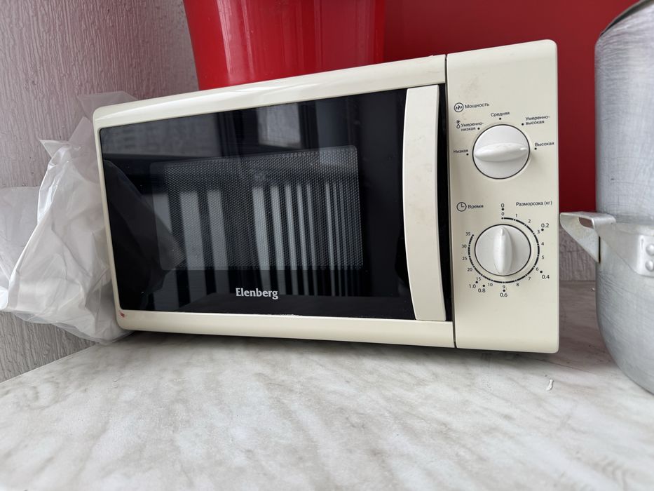 Микроволновка в рабочем состоянии