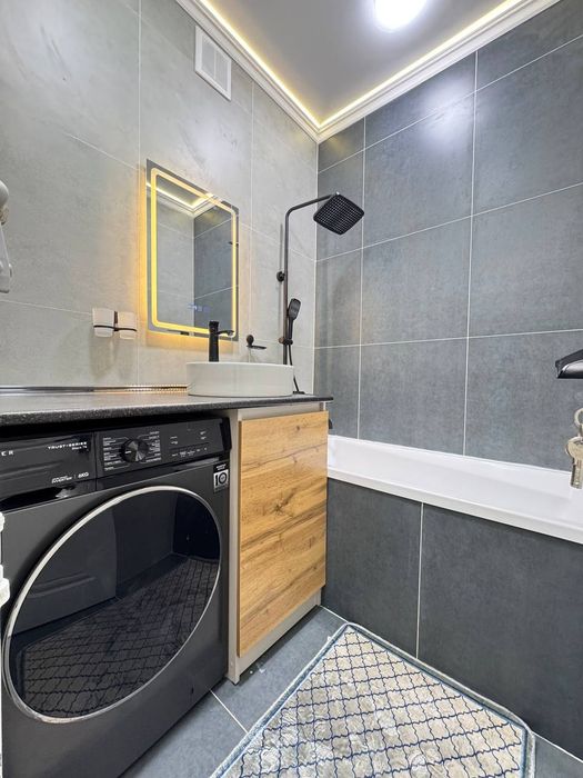 Продам чиланзар 2.  Двух переделанная на трёх. Разделка