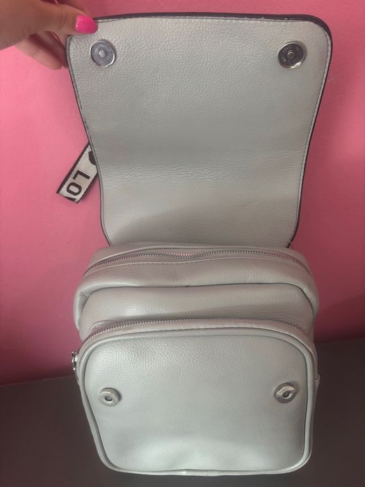 Кожена дамска раница