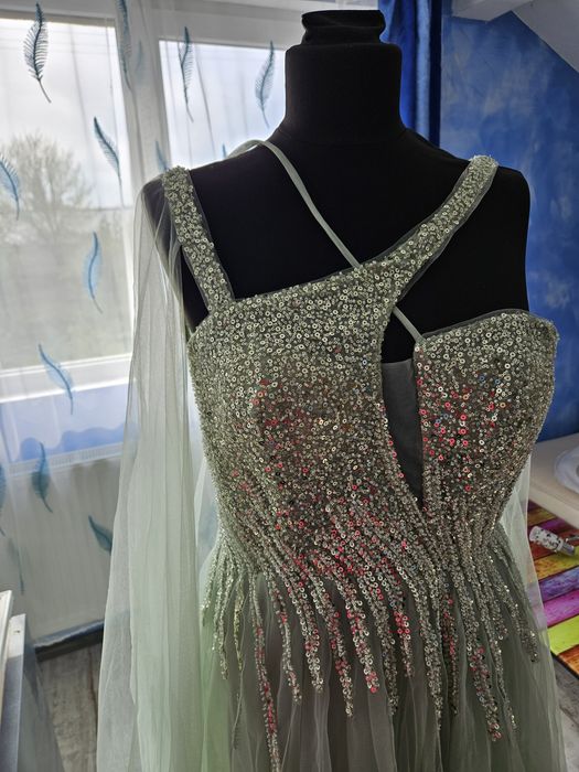 Rochie superba verde din voal cu paiete