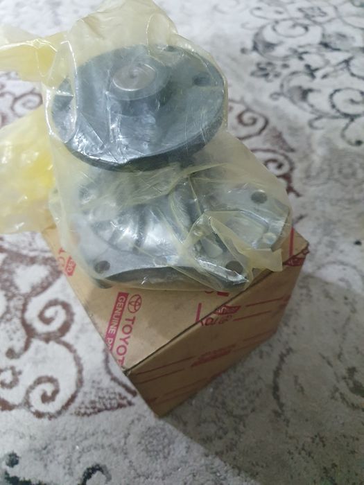Продам помпу (водяную) Камри-40. В оригинале.
