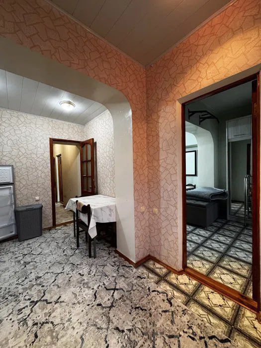 Срочно! Квартира на Ц5 1/1/4 общ пл 43м ,балкон 2*6