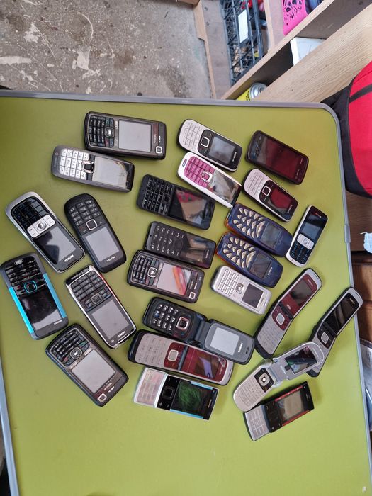 Telefon Nokia cu incarcator original