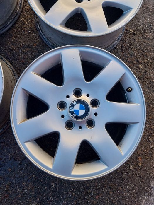 Диски R16 оригинал. На BMW E36. Вылет 47.