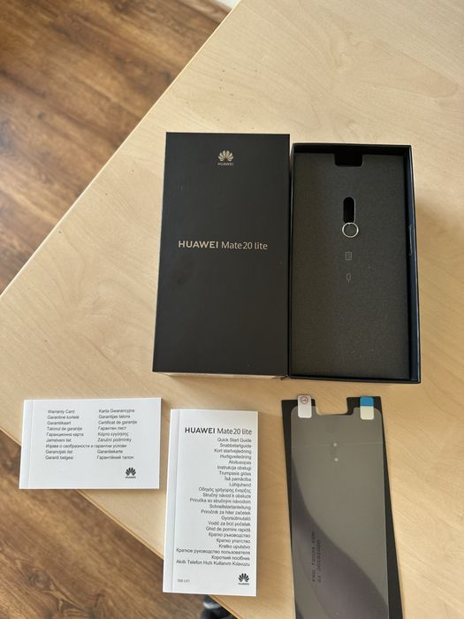 Продавам HUAWEI Mate 20 Lite