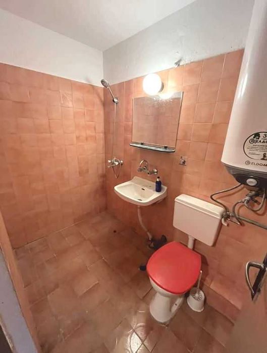 Продава се Двустаен апартамент в Варна, Център - 60 кв.м за 2250 €/кв.м - Снимка #9