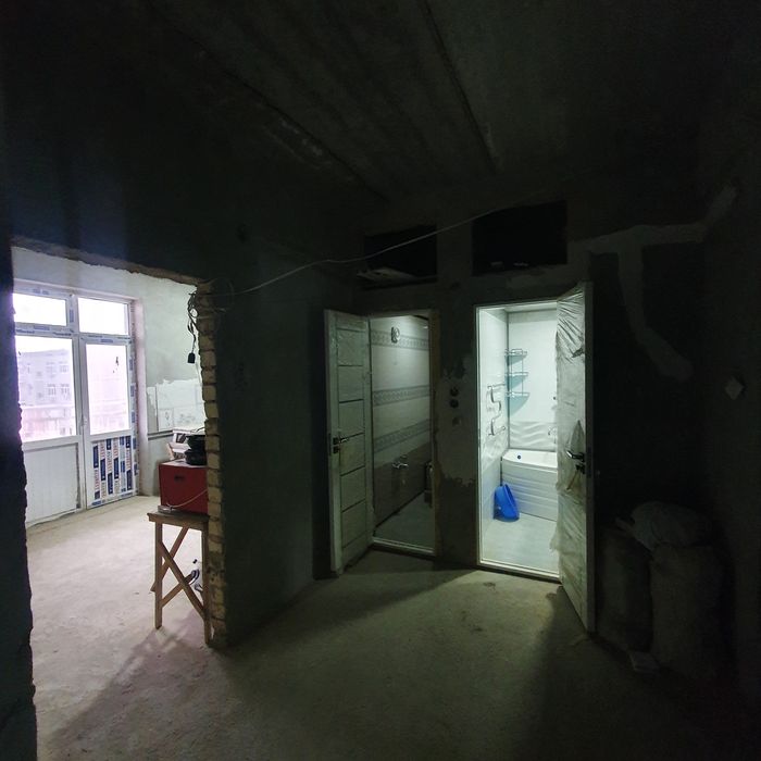 3 xonali uy sotiladi