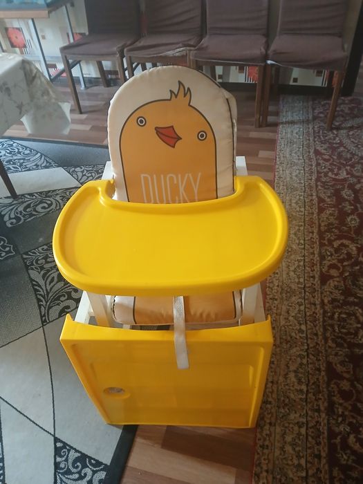 Продам детский стол