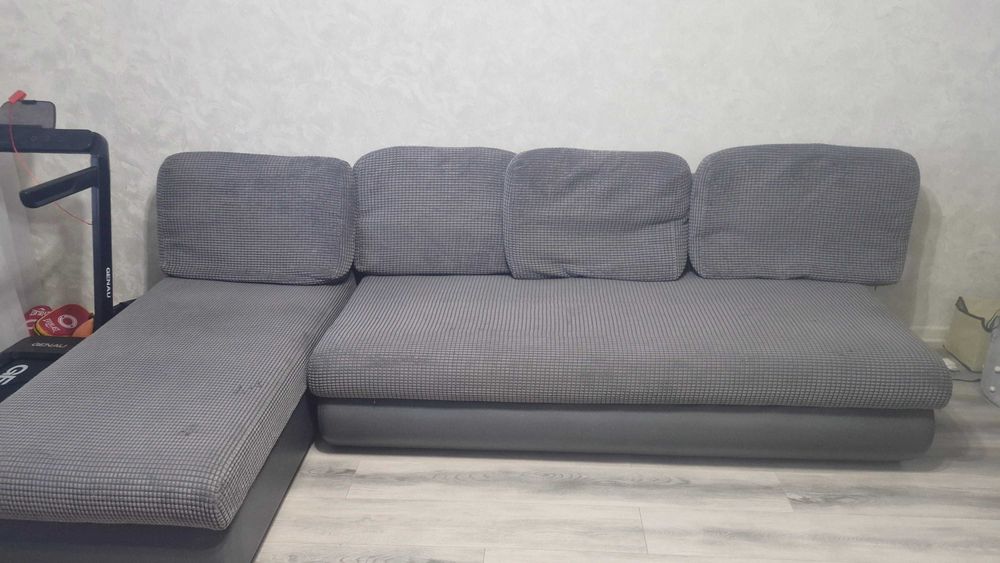 Продам угловой диван