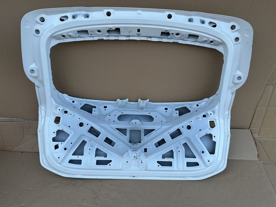 Капак BMW 2 U06 2022-