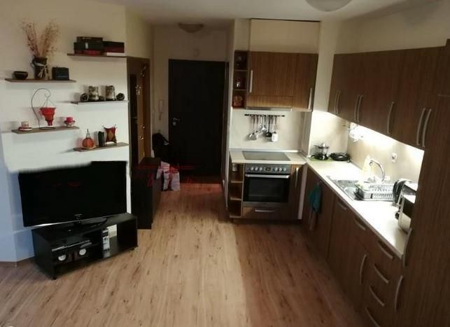 Двустаен апартамент в центъра на София.