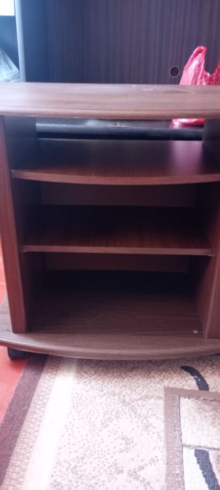 Подставка под телевизор