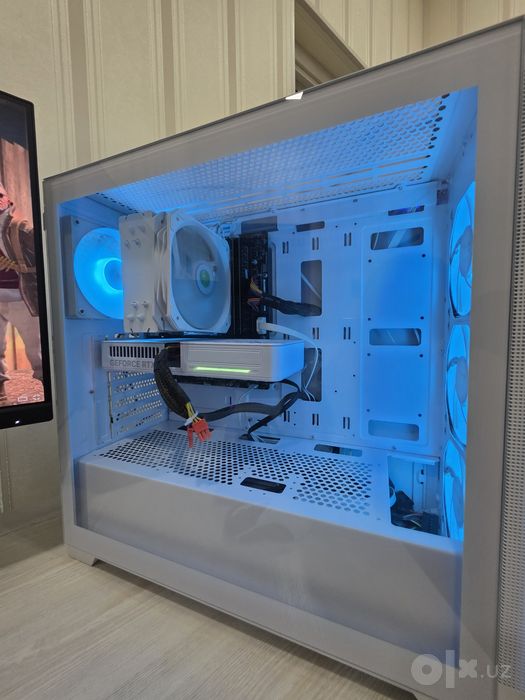 Gaming PC i5-14490F/Palit RTX 5060/32GB RAM/512GB SSD/320 Hz LENOVO
