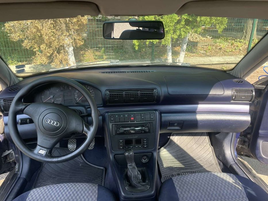 Ауди А4 Audi A4 1.9 110коня