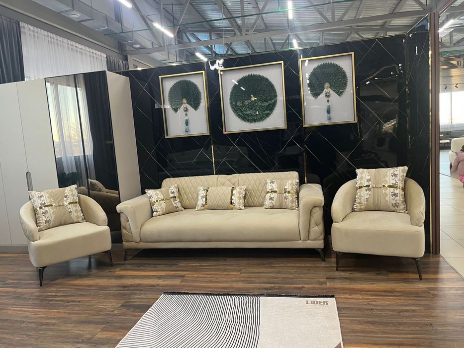 Продается новый диван