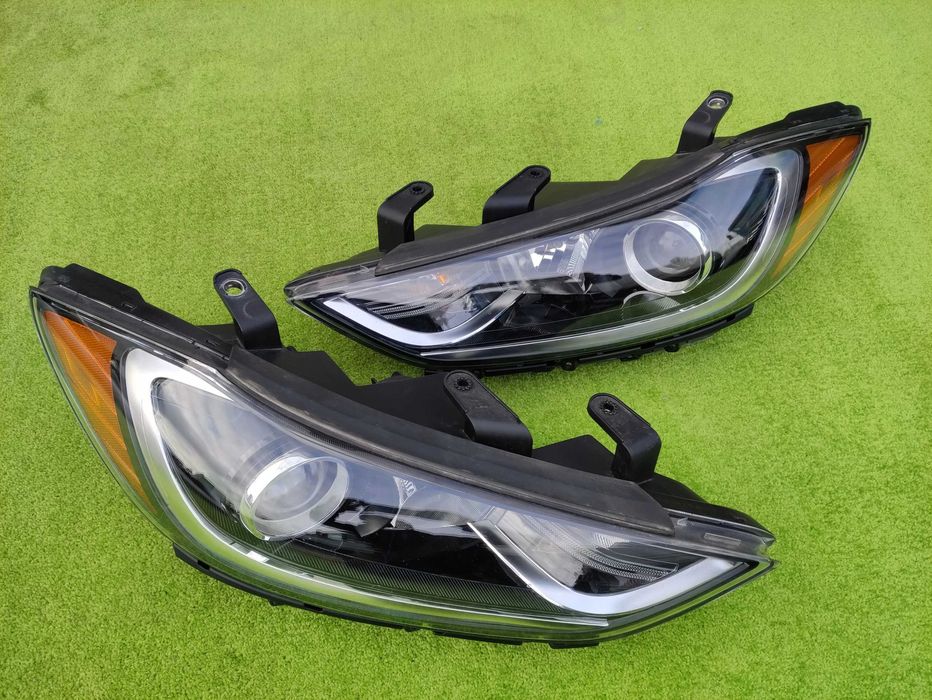 Фара на Хюндай Элантра 2016- (Америка) / Hyundai Elantra 2018 USA