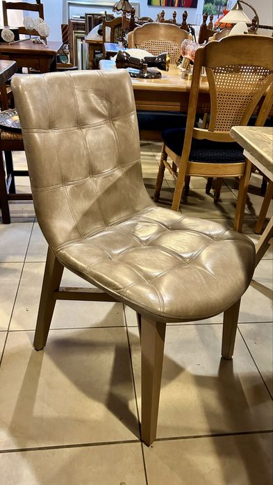 Луксозен трапезен комплект – 250×100 см + 8 кожени стола