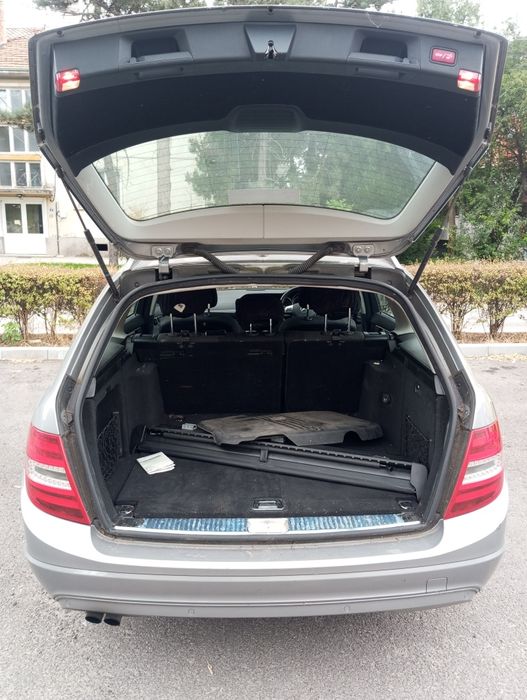 НА ЧАСТИ мерцедес Ц класа w204