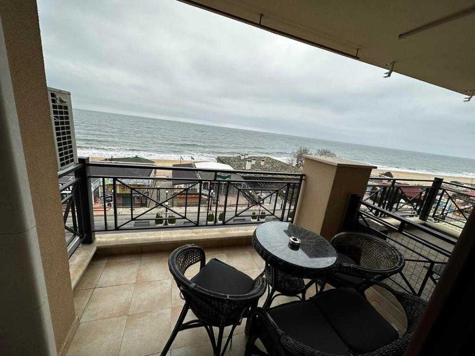 Дава се под наем Двустаен апартамент в к.к. Златни пясъци - 70 кв.м за 306 € - Снимка #3