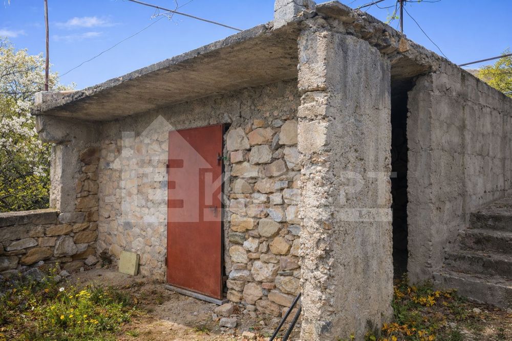 Продава се Къща в с. Бяга, Област Пазарджик - 92 кв.м за 388 €/кв.м - Снимка #2