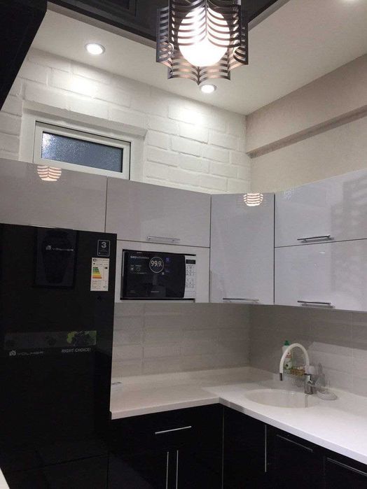 Современная 2-комнатная квартира с ремонтом в Яккасарае