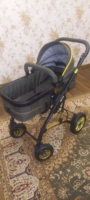 Детская коляска люлька в отличном состоянии