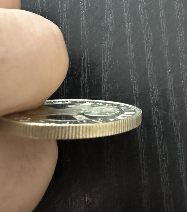 Юбилейни  монети