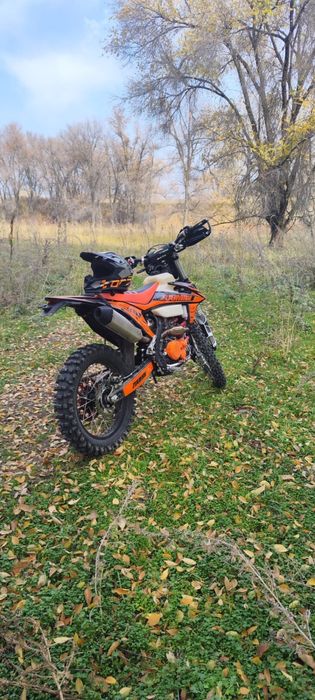 Продам Zuumav K8 NB300