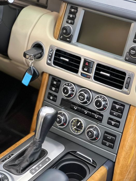 Vând Range Rover Autobiography