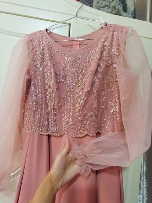 Платье женское нарядное