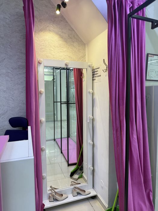 Продается оборудование для магазина