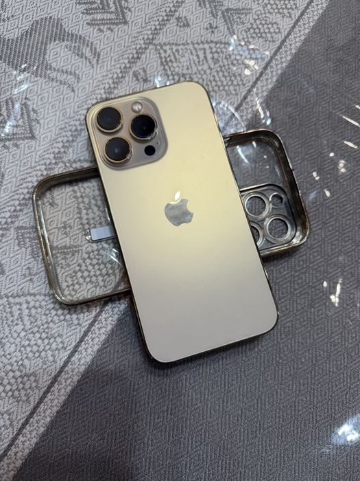 Iphone 13 pro gold