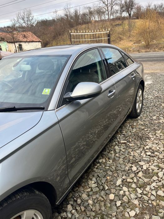 Aduc spre vanzare un audi a6 Quattro motor 3l dizel