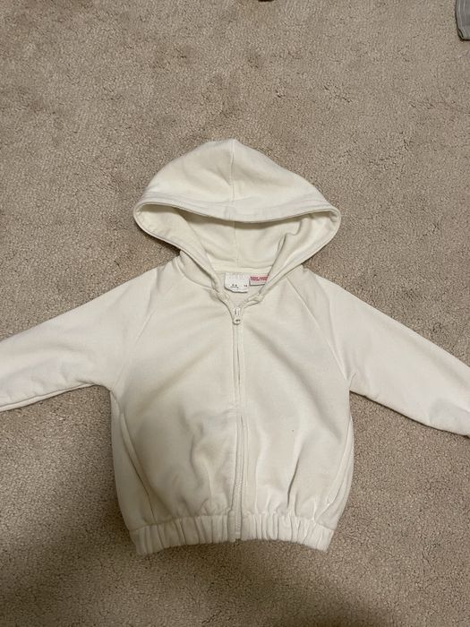 Продам костюмчики Zara, H&M, Defacto 3-9 мес