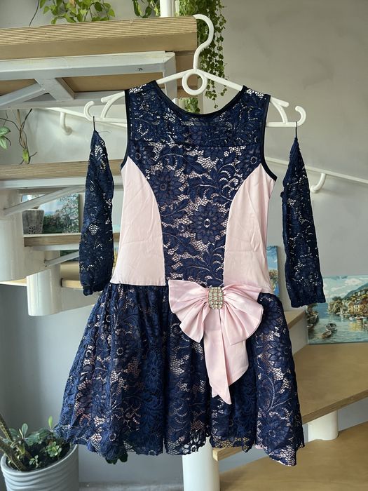 Нарядное платье для девочки