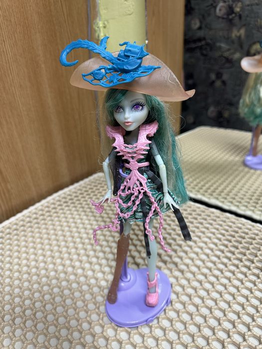 Продам куклу  монстр хай!