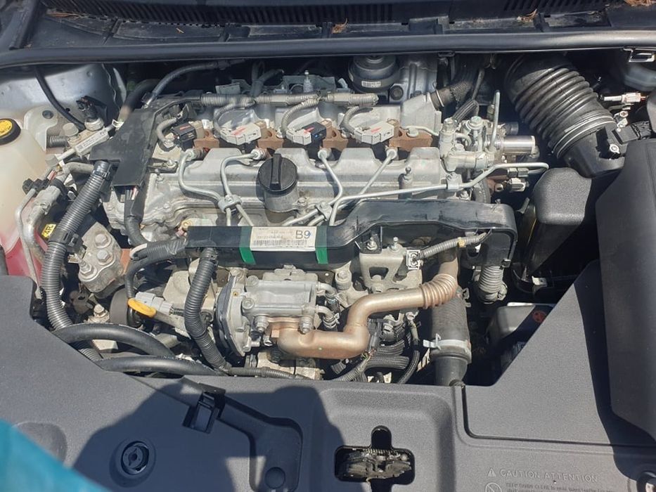Toyota Avenis 2000 cm