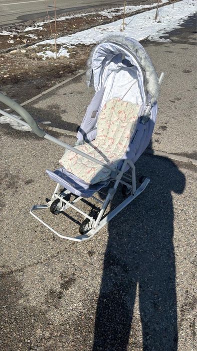 Коляска и зимние сани Nika