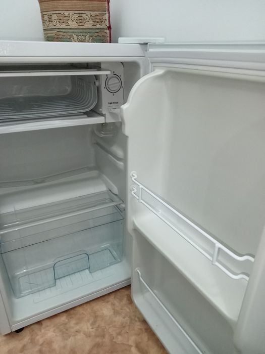 Холодильник маленький