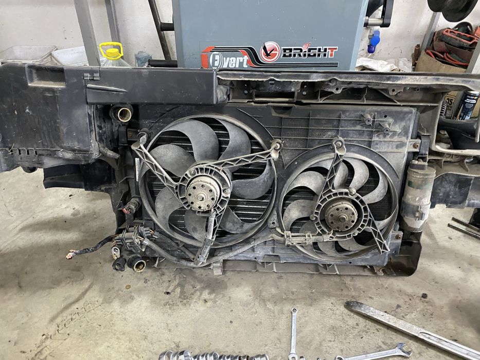 Предна броня VW Golf 4